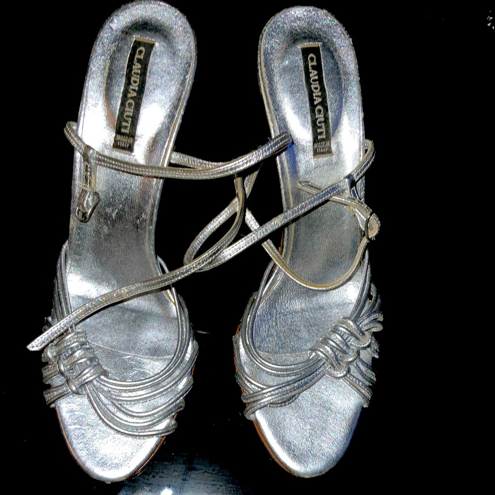 Claudia Ciuti Silver Strappy Sandals size 8 1/2